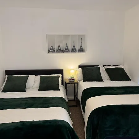 Beautiful In Apartment London