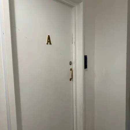 Beautiful In Apartment *