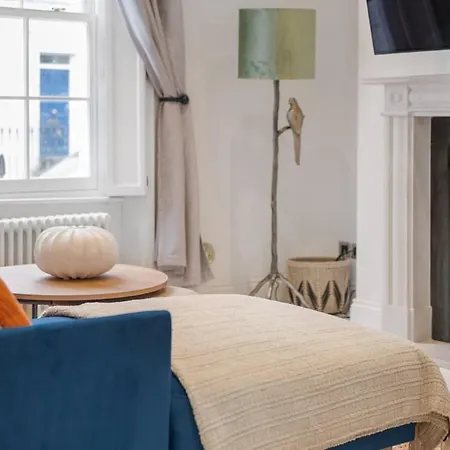 New Stylish 3-bed Pimlico House Near Big Ben Holiday home *