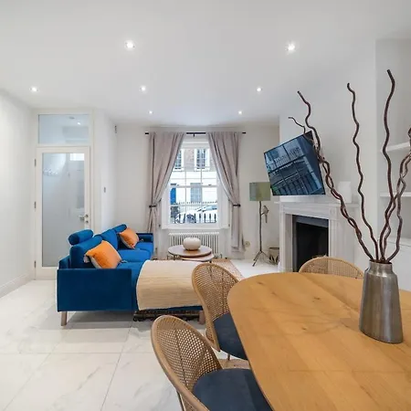 New Stylish 3-bed Pimlico House Near Big Ben