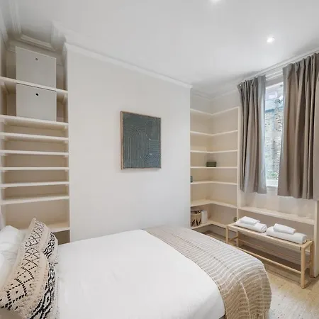 New Stylish 3-bed Pimlico House Near Big Ben * London