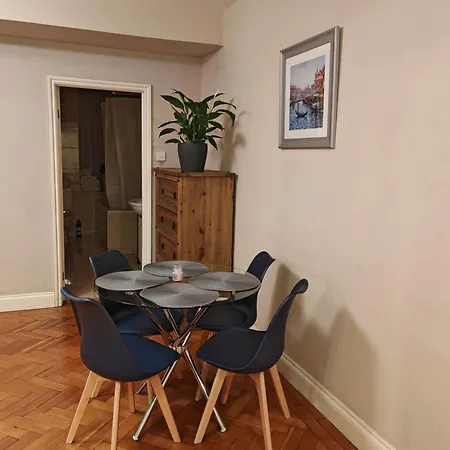 Queensway One Bedroom * Londres
