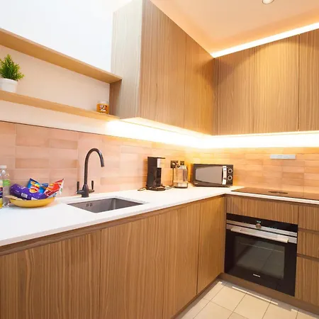 Luxury Kensington House Apartment