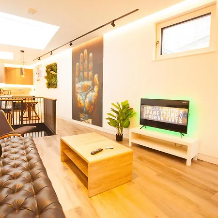 Luxury Kensington House