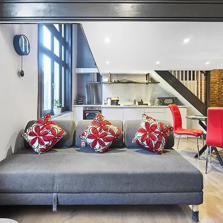 Exclusive Offers L Last-minute Specials L Newly Renovated 1 Bedroom Flat By Live Short Lets & Serviced L *