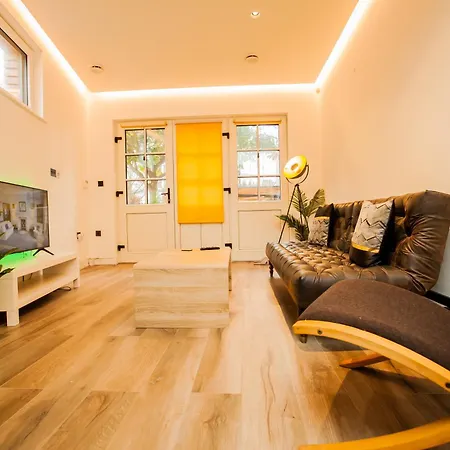 Luxury Kensington House *