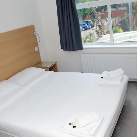 Hotel Gidea Park 3*
