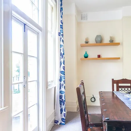 Apartment Amazing 1bd In Victorian House - Lewisham Park *
