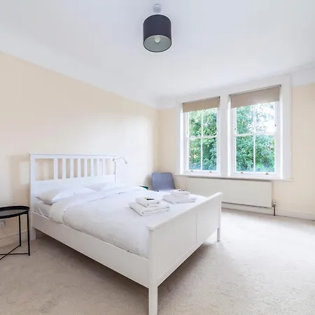Amazing 1bd In Victorian House - Lewisham Park * London