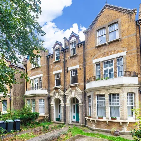 Amazing 1bd In Victorian House - Lewisham Park * London