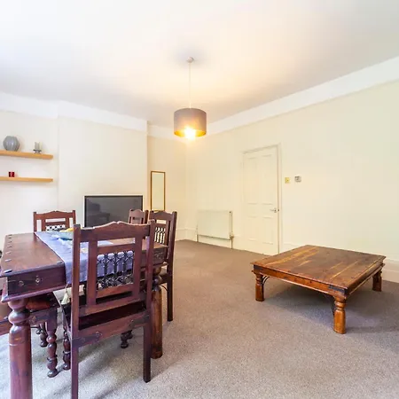 Amazing 1bd In Victorian House - Lewisham Park Apartment London