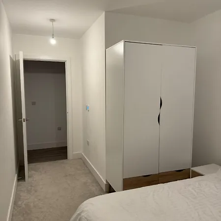 The Modern Haven Spacious 2-bed 2-bath Getaway