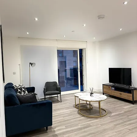 Apartment The Modern Haven Spacious 2-bed 2-bath Getaway