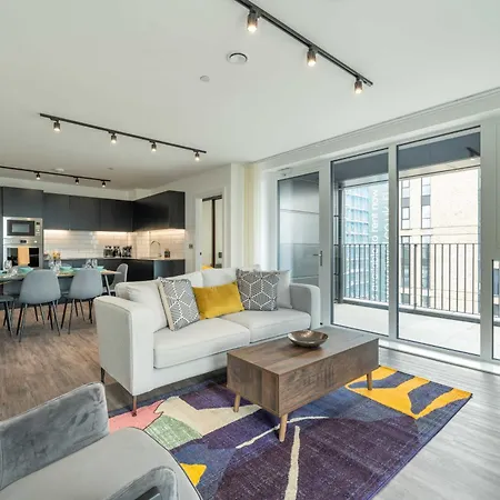 Apartment Mitre Gogh By Artsy