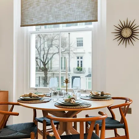 New In Kensington -2 Bedrooms 2 Baths Apartment