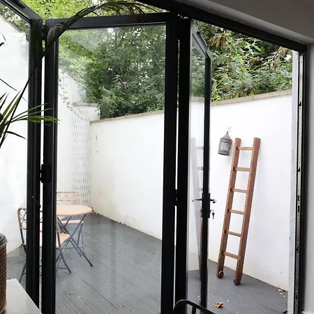 Stunning Walthamstow Village Flat * London