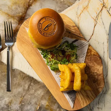 Mercure Earls Court لندن