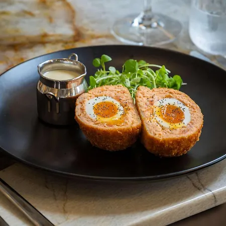 Mercure Earls Court لندن