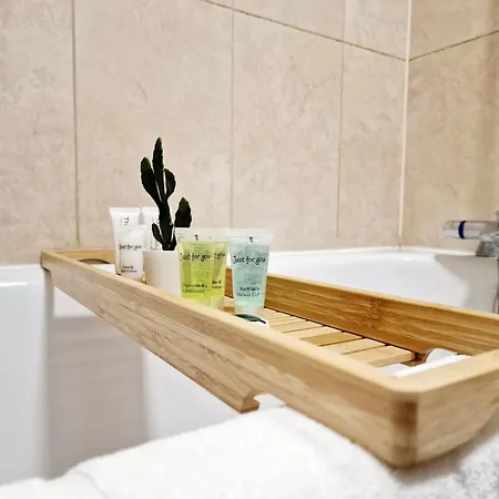 Zdnu 2 Bedroom Reeani Apartamento *