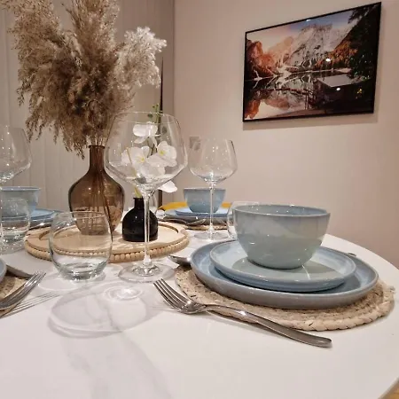 Skyline Luxury Retreat Appartement