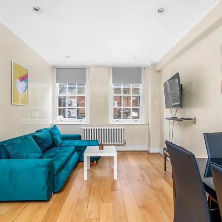 Modern 1 Bedroom Flat Apartment