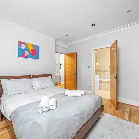 Modern 1 Bedroom Flat Apartment *