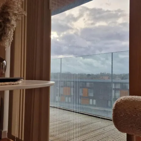 Skyline Luxury Retreat