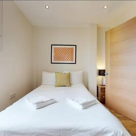 Modern 2 Bedroom Canary Wharf O2 Arena Excel - Great Transport Links Apartment