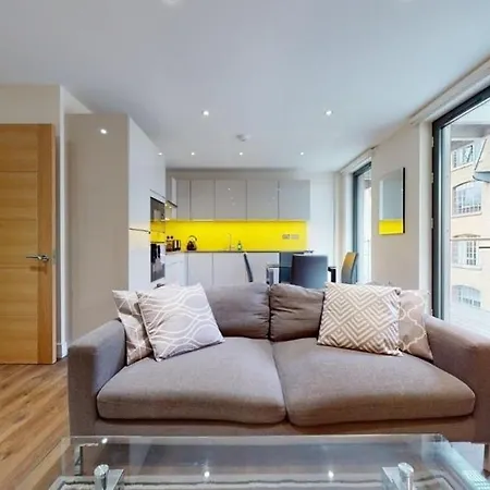 Modern 2 Bedroom Canary Wharf O2 Arena Excel - Great Transport Links * London