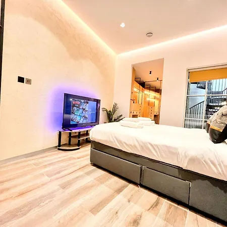 Luxury Kensington House Apartment London