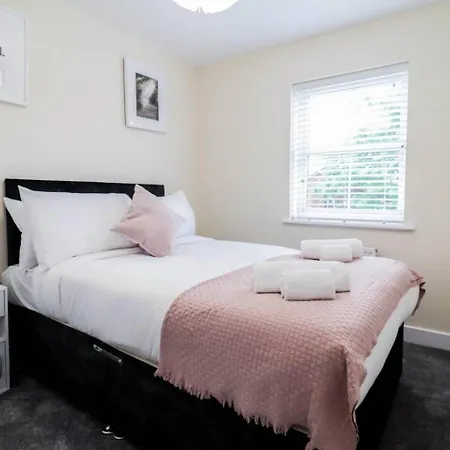 3br House With Parking Near Iron Pier Thames River Holiday home London