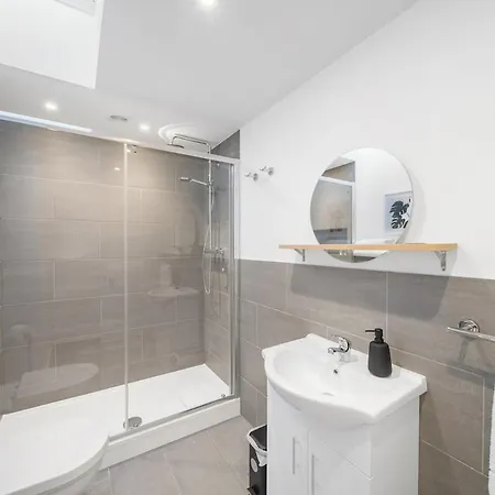 Apartment New 1bed With Ac Near Portobello London