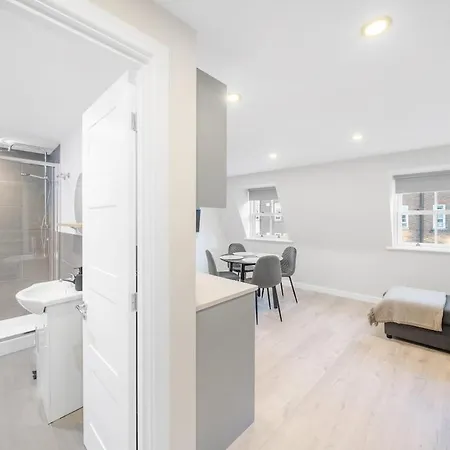 New 1bed With Ac Near Portobello *