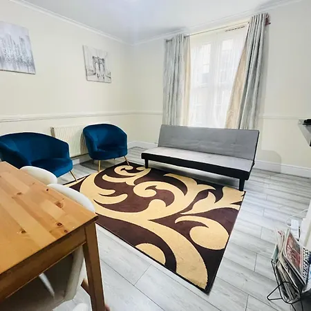 Apartment 2 Bedroom Flat In Greenwich Next To Cutty Sark *