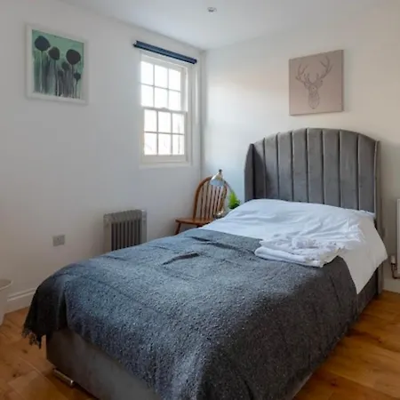 Cozy * London