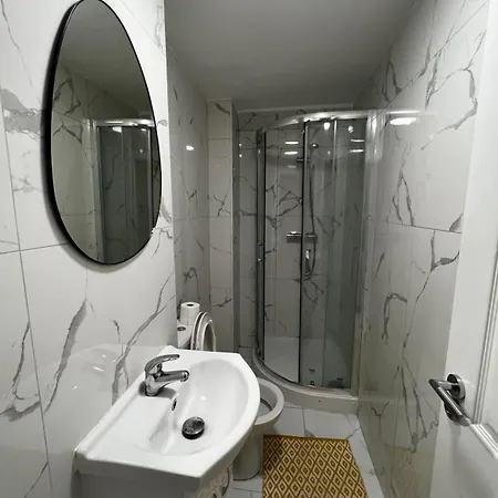 Cozy Apartment London
