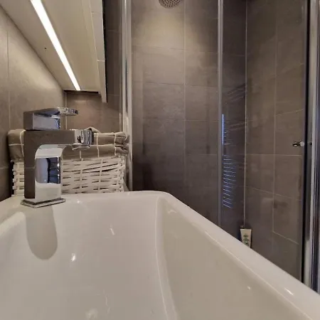 Skyline Luxury Retreat Appartement