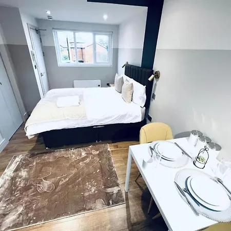 South Charming Ensuite Look Like Designer Aparthotel London