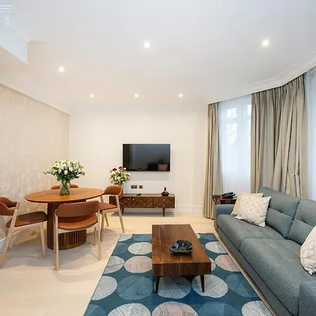 فونتيين هاوس 5* لندن