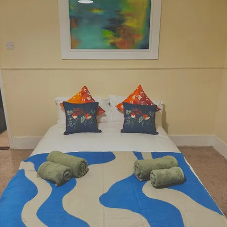 Bridge Sleep 4, 1 Bedroom London