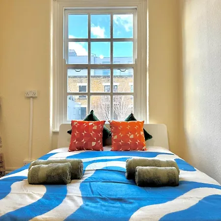 Bridge Sleep 4, 1 Bedroom * London