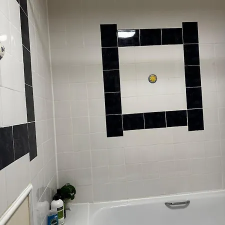 Apartment Bridge Sleep 4, 1 Bedroom *