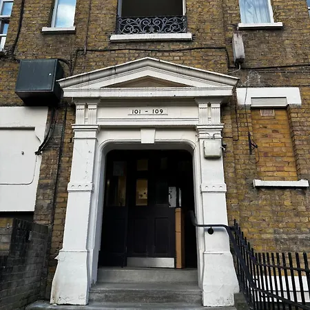 Apartment Bridge Sleep 4, 1 Bedroom London