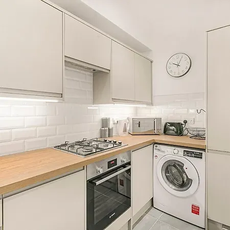 Luxury 2-bed Gated - Next To Paddington Station