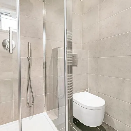 Apartment Luxury 2-bed Gated - Next To Paddington Station London