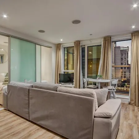 Apartment Charming 1 Bed With Ac Next To Vauxhall Station- Zone 1 *