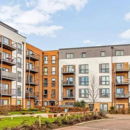 Apartment 5 Star Flat-15 Mins To The *
