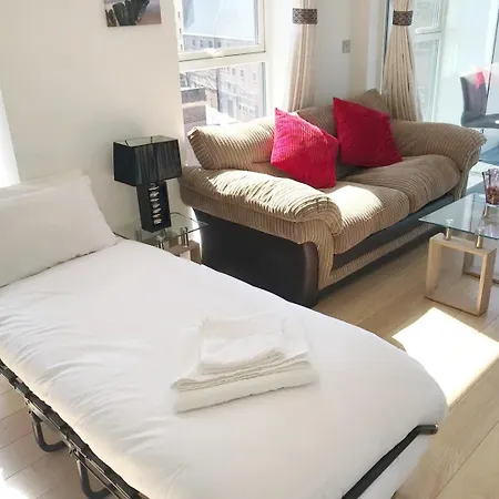 Apartment Brand New 2 Bedroom 2 Bath Flat At Brixton Station And O2 For Max 8 Guests
