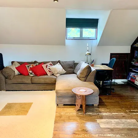Homestay London Bedroom In Secure Leafy Area