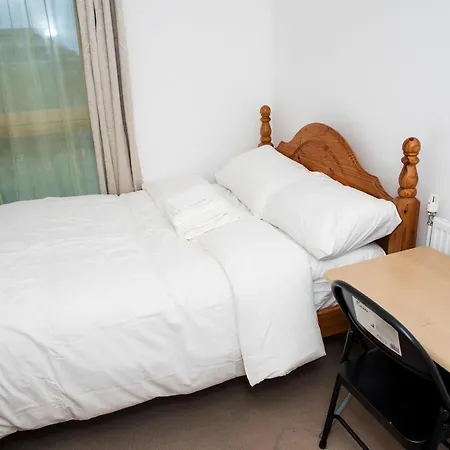 Shoreditch Apartment *